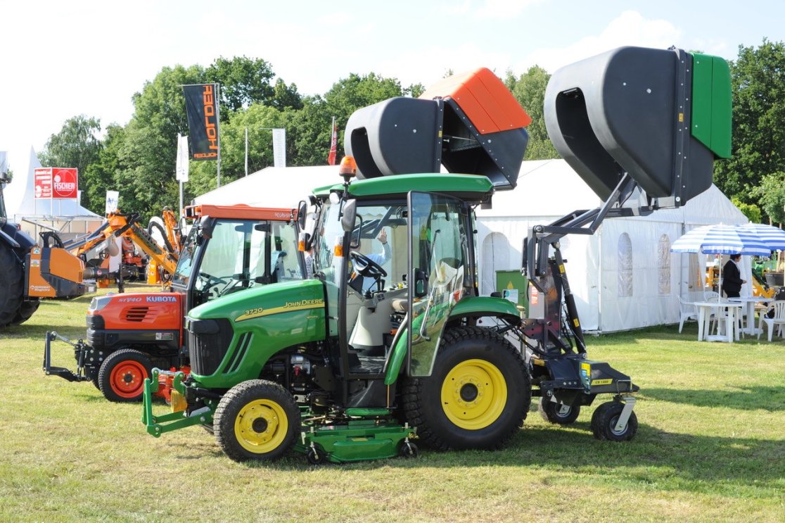 Das Flaggschiff der Produktfamilie entsteht. Das Flaggschiff der Produktfamilie entsteht.